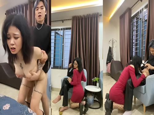 Gadis bertato yang baru bertemu di Tinder....