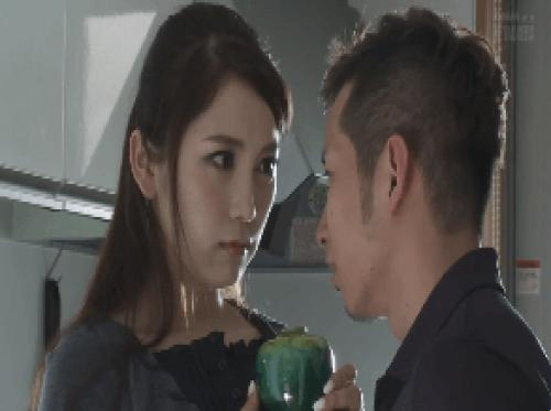 Kakak iparku meniduri adik iparnya yang cantik dengan sangat nikmat