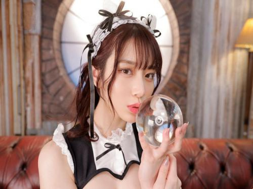 Saika Kawakita mengeluarkan suara yang sangat menggairahkan